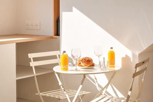 372 - Charming Parisian Space - Bastille