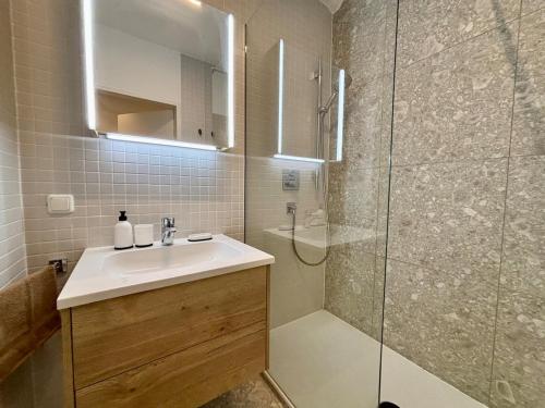 City Apartment Top 1