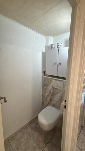 Very nice apartment with sea view close to airport