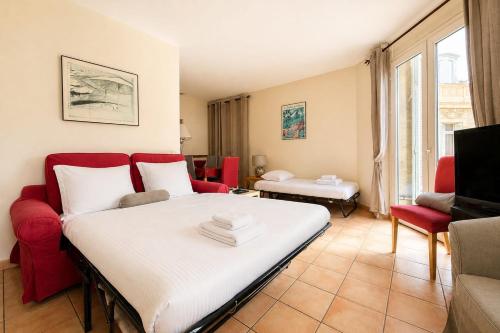 1-bedroom apt for up to 5 people