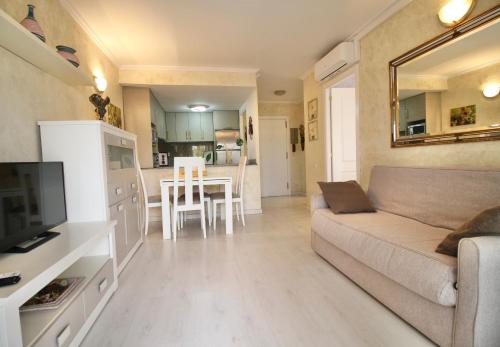 Apartamentos ROYAL Salou