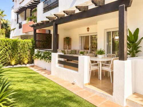 Puerto Banus with private garden