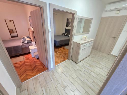 DRAGICA Apartments with sea view