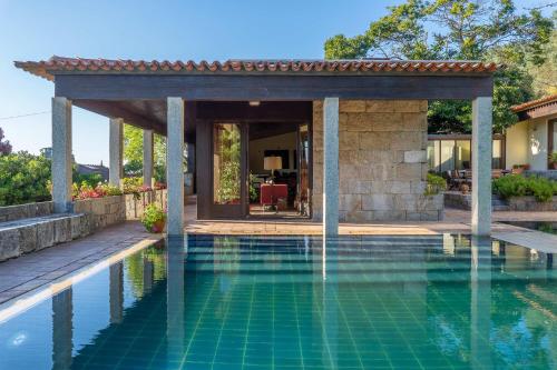 Farmhouse - Beach Pool and Jacuzzi with Sea View