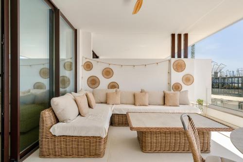 Higueron Lomas IV by ELE Apartments