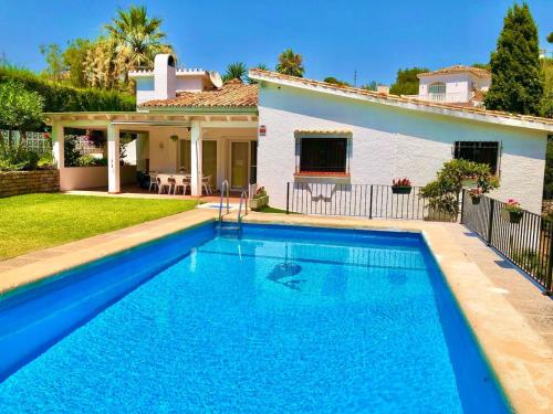Villa con Piscina en Marbella - Pass the Keys