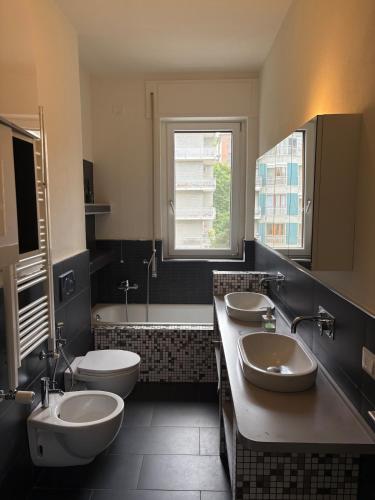 Room Milano Sud with private bathroom