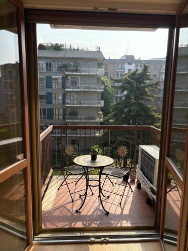 Room Milano Sud with private bathroom