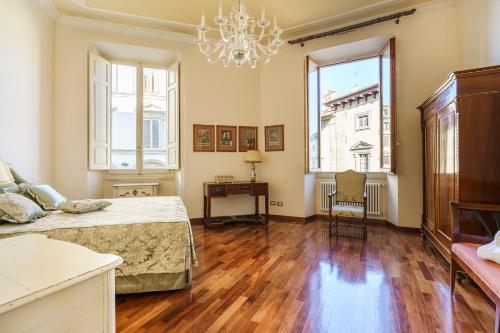 Luxury Apartment Cavalieri, Florence & Duomo View