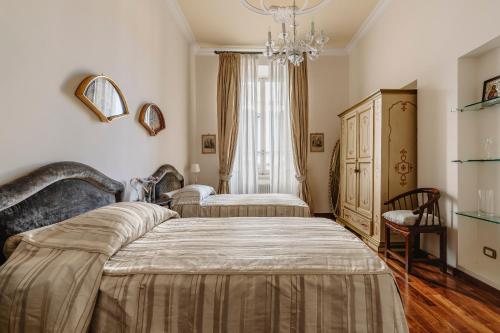 Luxury Apartment Cavalieri, Florence & Duomo View