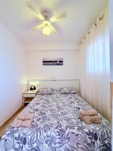 Bright 1BR with Views & Pool, Fañabé Beach, LA510