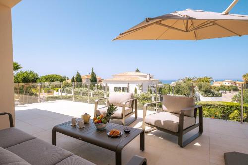 Casa Caledonia - 4 bedroom villa superior with pool