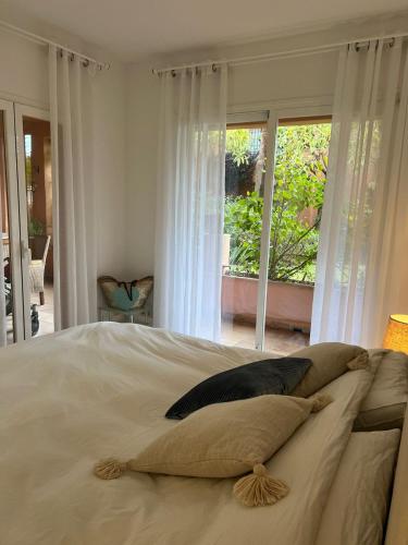 Oasis de Marbella, 2 bedrooms on the Golden Mile