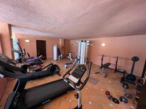 Oasis de Marbella, 2 bedrooms on the Golden Mile