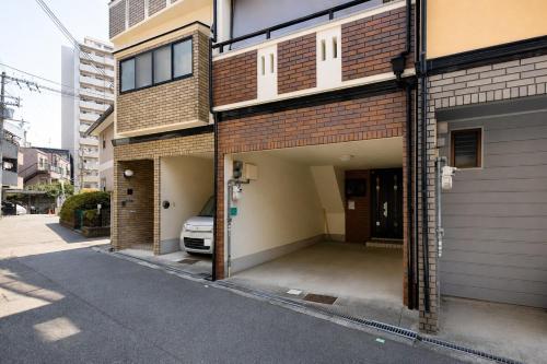 Fika House OSAKA TSUKAMOTO