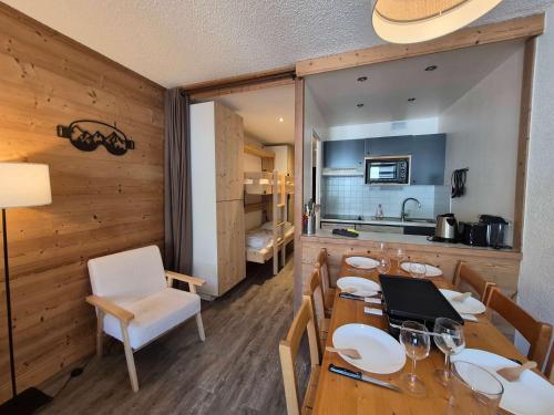 CUR A 20 Charmant T2, 6pers ski au pied - Val Claret Centre