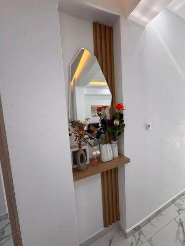 Sunny 2BR Apt in Kallithea Metro & Acropolis