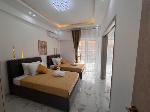 Sunny 2BR Apt in Kallithea Metro & Acropolis