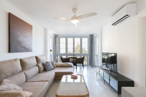 Spacious 1BDR PUERTO BANÚS
