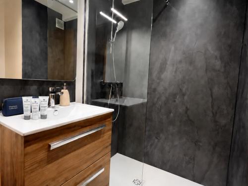Appartement proche des pistes avec balcon, vue sur vallée