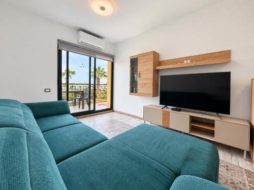 Cozy apartment in El Duque by AltamarHomes