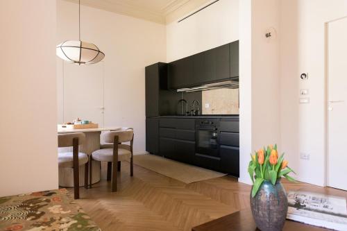Domus Opera bright Apartment in the heart of Rome