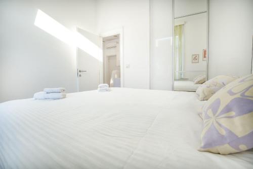 BlueDahlia Apartment - 4-min Walk to Main Station - Zagreb Donji grad