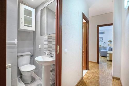 Apartamento 1 dormitorios 1 salón ,Centro de Madrid 4 personas