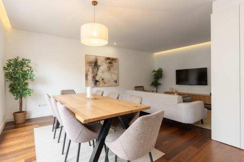 Newly Renovated Apartment with Garage by HostWise
