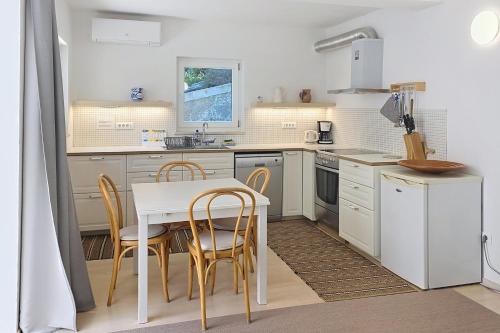 Apartments by the sea Baska, Krk - 24182