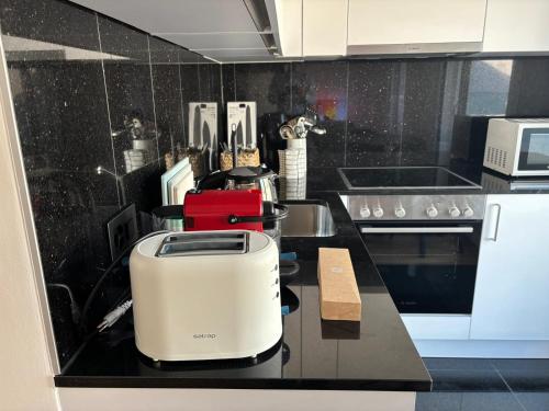 The Simplon Terrace 3 Min from Lausanne Station 63