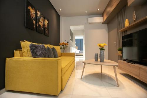Modern Central Studio 10' Walk to Aristotelous