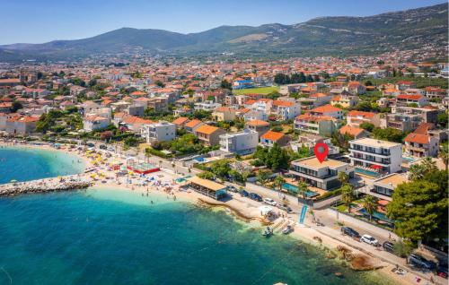Cozy Home In Kastel Stari With Private Swimming Pool, Can Be Inside Or Outside