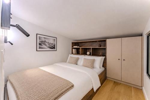 Duplex renovated for 8 people