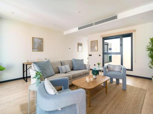 Modern duplex in Las Canteras A4D