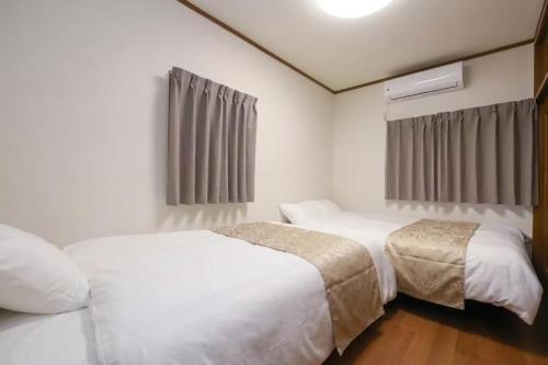 Akabanekita Terrace House