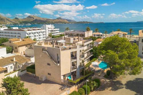 Can Marti Cirerer by Sealand Villas