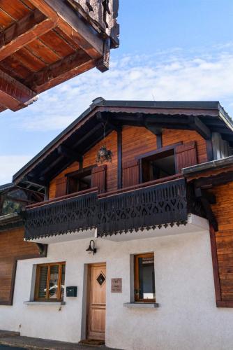 4 Bedroom Chalet Central Morzine Private Parking