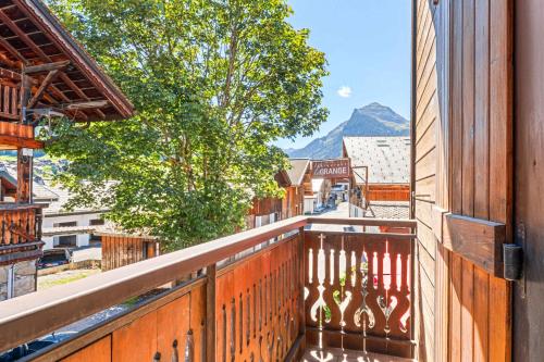 4 Bedroom Chalet Central Morzine Private Parking