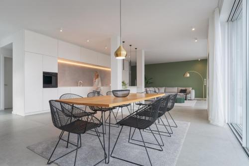 Luxury Design Villa near the beach 4 bedroom