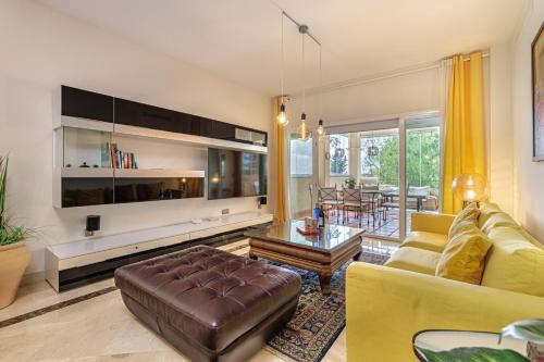 Golf Valley Apartment with Glazed Terrace