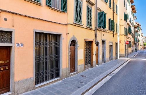 YID Agnolo three bedroom apartment in Florence
