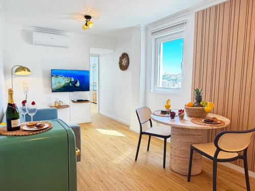 Peneco Beach & Old Town Nest by BeCherish
