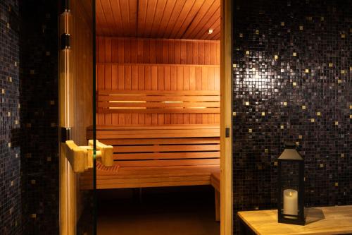 Le Tsuba Hotel