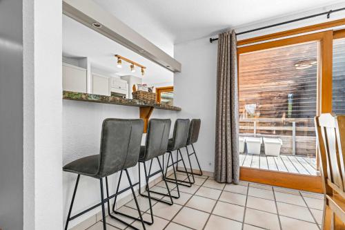 Large Chalet - Walkable to Morzine - Flexible Beds