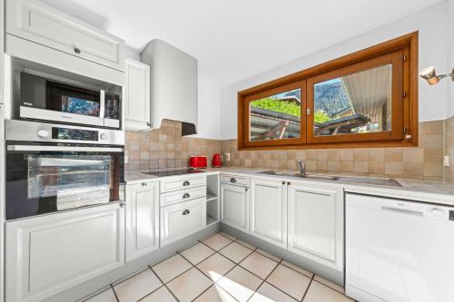 Large Chalet - Walkable to Morzine - Flexible Beds
