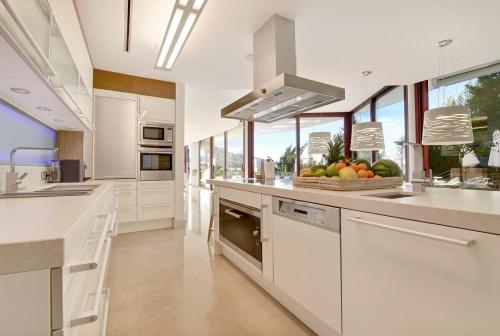 Villa White Nueva Andalucia