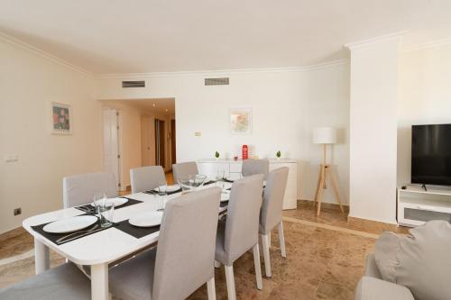 Spacious four bedroom apartment in San Pedro