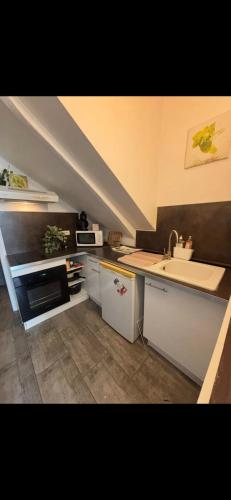 Cosy Suquet Apt Quiet Walk to Beach & Palais