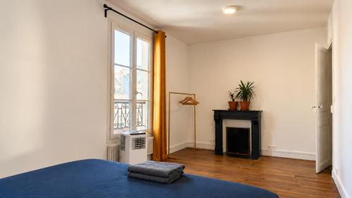 Modern 2 Bedroom Apartment Near Metro with Netflix